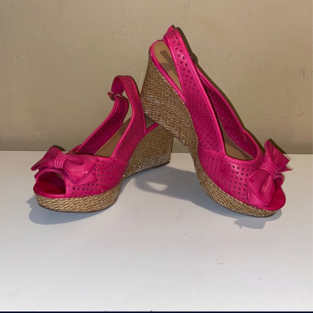 Pink kitten heels